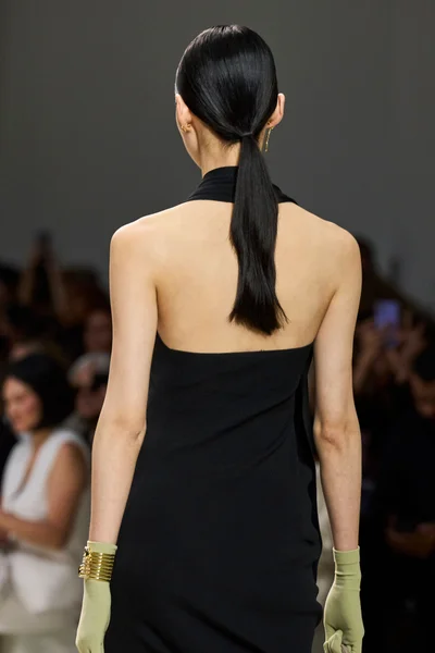 Look 111